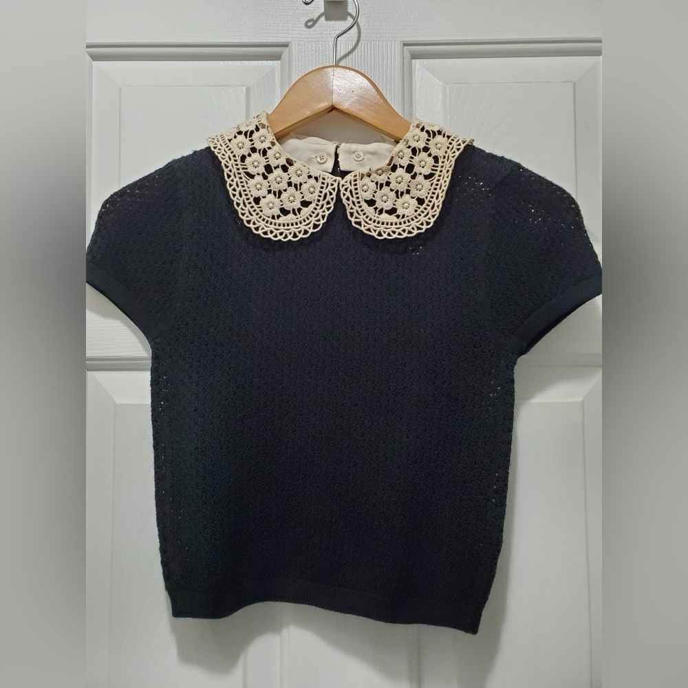 Alice + Olivia Ciara Lace Collar Short Sleeve Wool Blend Sweater black and tan